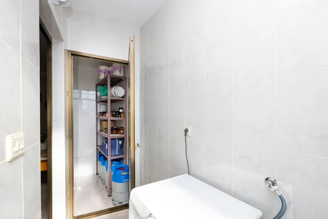 Casa de 6 dormitorios con piscina privada, terrazas y espectaculares vistas en Órgiva – Granada — 18