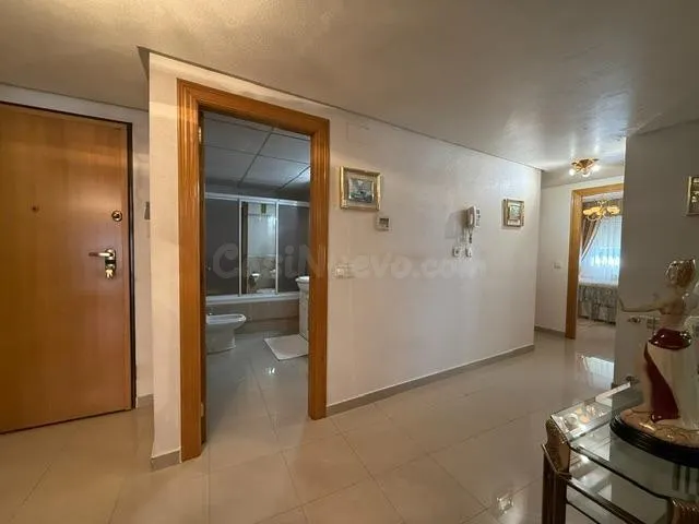 Venta de pisos en Juan de Borbón - foto 5