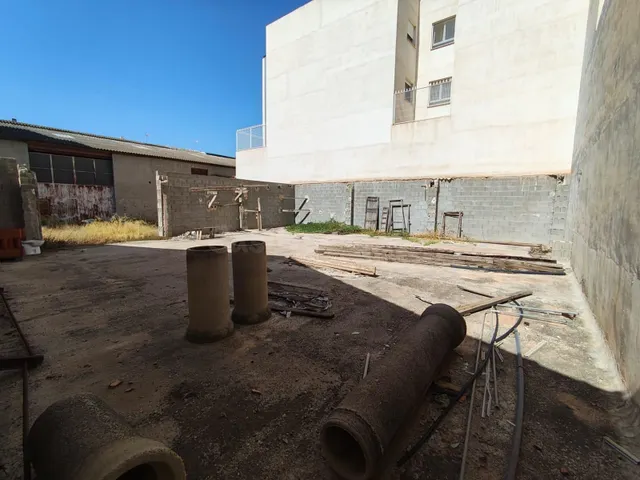 SE VENDE TERRENO PARA EDIFICAR DE 450m2 EN ZONA CENTRO FRENT - foto 3