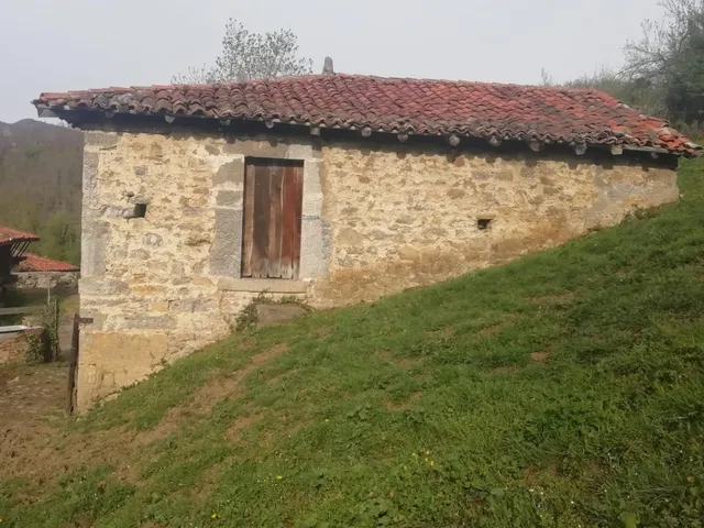 Casa de Pueblo 1 habitación 46m² en venta - Teverga