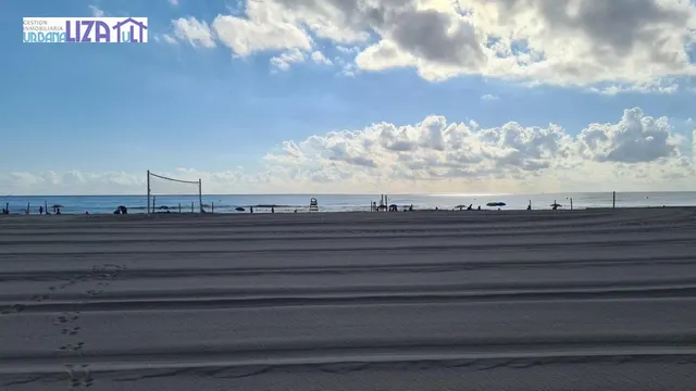 Apartamento en primera línea de la playa de San Juan con vistas despejadas y comodidades exclusivas — 11