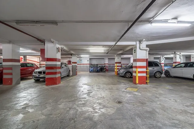 Garaje a la venta en zona Hipercor — 5