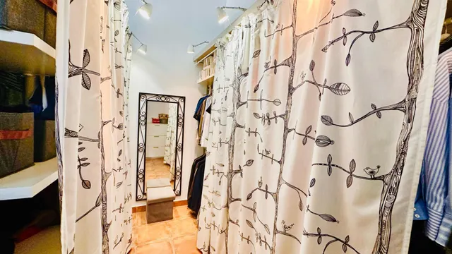 EXQUISITA VILLA CON DISEÑO MODERNO Y AMPLIA PARCELA, CON PISCINA PRIVADA EN LA PILARA — 37