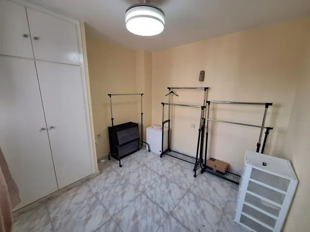 Amplio Quad en Torrevieja, Ideal para Reformar - €209,900 — 18