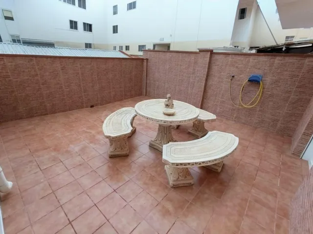 Piso de 4 habitaciones en una zona fantástica de Albacete