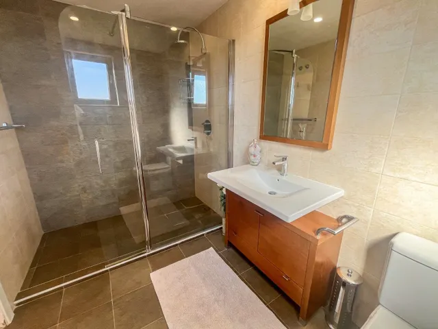 Villa 4 habitaciones 225m² en venta - Sierra cortina — 48