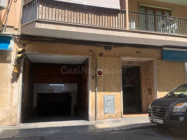 PLAZA DE PARKING PARA 2 COCHES EN ALQUILER EN UNA UBICACIÓN 