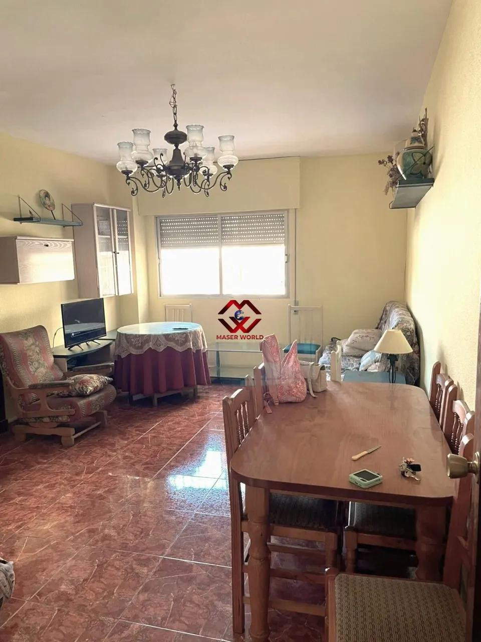 LUMINOSO APARTAMENTO EN EL BARRIO DE SAN ISIDRO