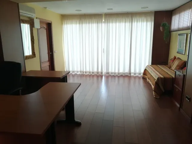 Local comercial 5 habitaciones 345m² en venta - Marbella - foto 3