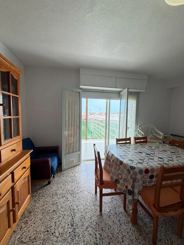 Ático con gran terraza y vistas al mar junto al puerto — 20