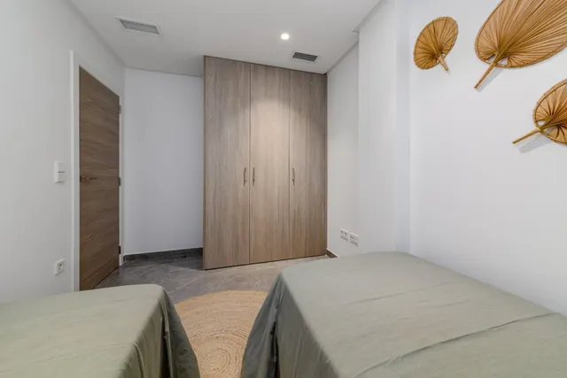 APARTAMENTO DE 2 DORMITORIOS CON VISTAS AL MAR EN XERESA(GANDÍA). — 11