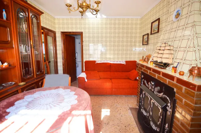 Urbis te ofrece una casa de pueblo en venta en Galisancho, Salamanca. — 2
