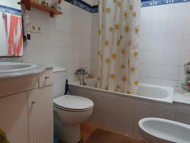 EXCELENTE CHALET A 2 MINUTOS DE PETRER — 15