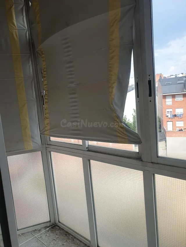 Amplio Piso en el Corazón de Ponferrada - Oportunidad para R - foto 4