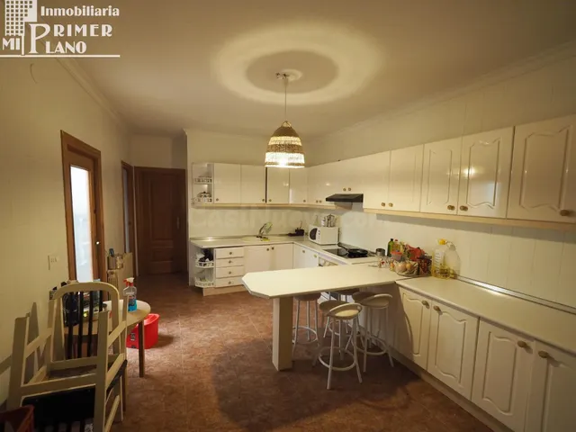 Amplio Piso de Oportunidad en Ruidera - Ideal para Familias  - foto 2