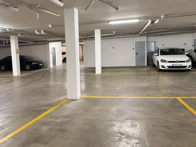 ¡AMPLIA PLAZA DE GARAJE DE 27 m2 EN LAS GABIAS! — 6