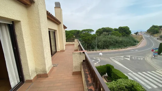 Ático con licencia turística a 50 m del mar en Empúries — 19