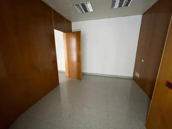 Oficina en Alquiler , en la zona de Juan Carlos I — 7
