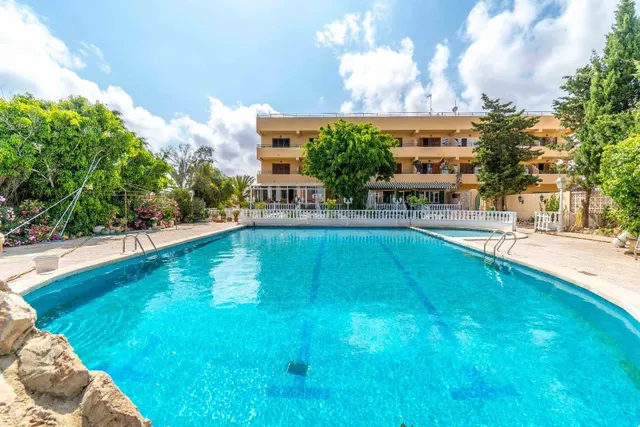 Oportunidad de negocio/inversión Restaurante PINOCCHIO piscina y gran parcela — 2