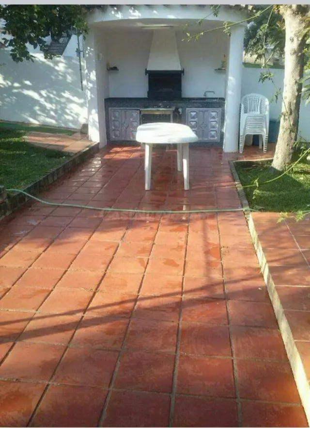VENTA PARCELA CON CASA + PISCINA. ARCOS DE LA FRONTERA