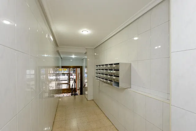 Tres habitaciones, ascensor y trastero en fuertes acevedo. listo para entrar a vivir — 34