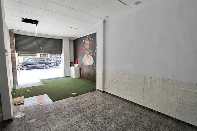 Local comercial 169m² en venta - Zona Pueblo — 4