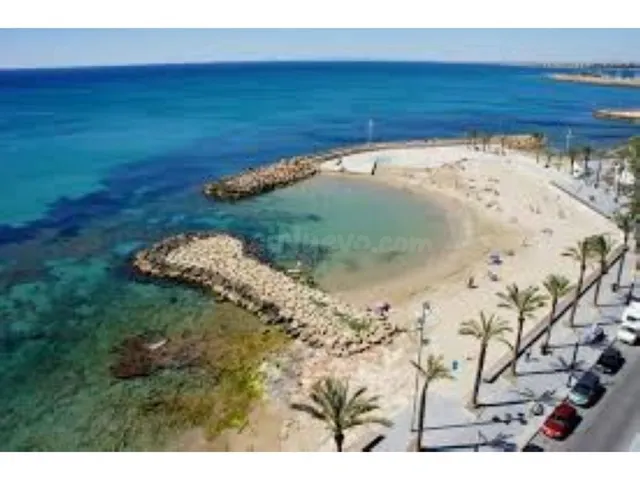 Se venden 2 terrenos urbanos de 620m2 en Villamartin!Se pued - foto 5