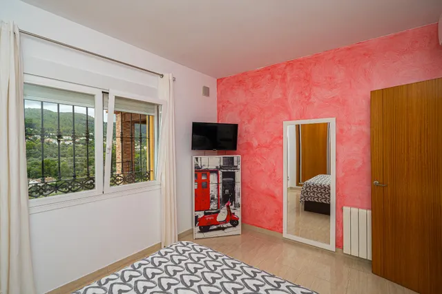 Villa  de 5 dormitorios en venta en Orba, Costa Blanca. — 26