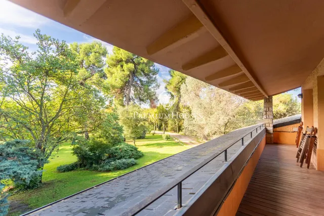 Una finca excepcional para disfrutar del espacio, la privacidad y la naturaleza en venta en Cardedeu — 34