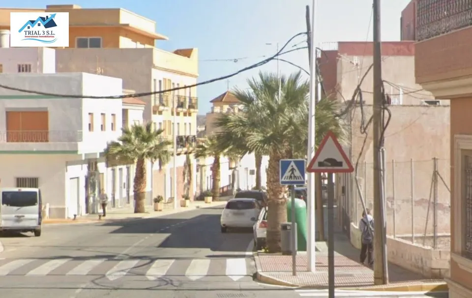 Venta de piso en Benahadux - Almería