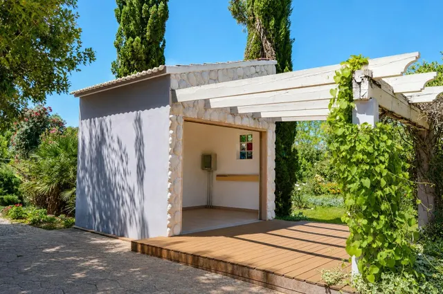 Casa unifamiliar con un jardín de ensueño — 34