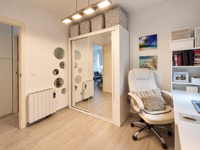 Dúplex en esquina con piscina comunitara  de 3 dormitorios con amplia terraza y patio — 10