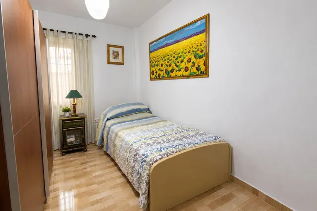 Piso de tres dormitorios en los naranjos — 10