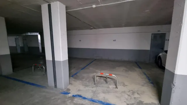 GARAJES EN VENTA C/ VIRIDIANA, VALDESPARTERA — 2