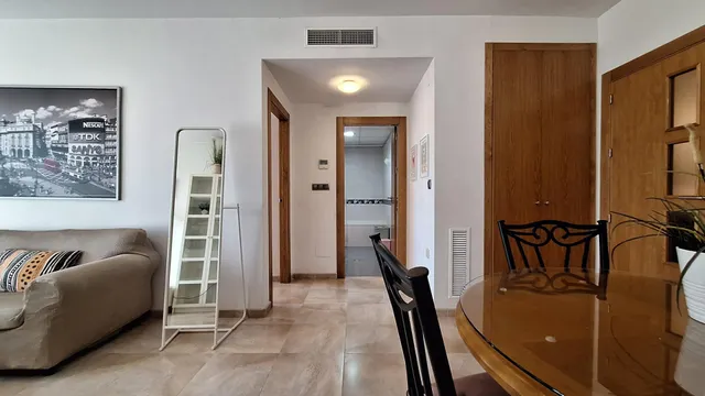 Apartamento de 1 dormitorio en la Calle Senda de Granada — 6