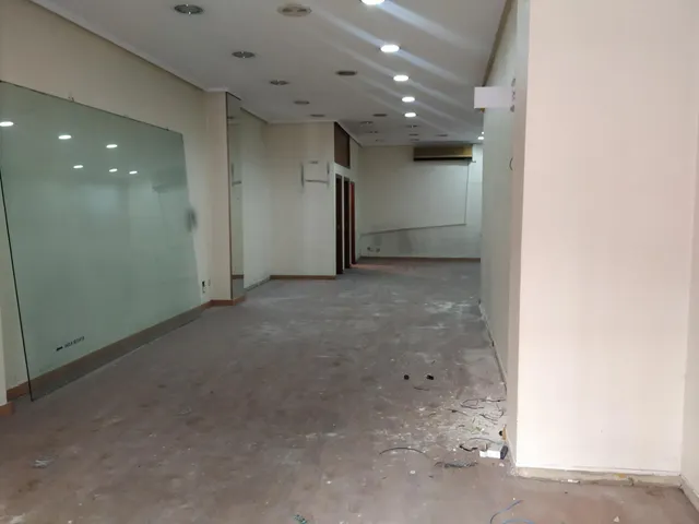 LOCAL CENTRICO CALLE VICENTE BLASCO IBAÑEZ — 7