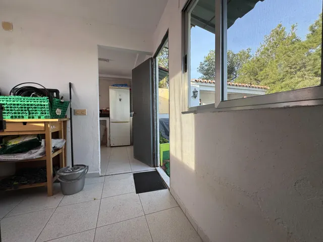 CASA CON EXCELENTES VISTAS, GARAJE Y TERRAZA CON PISCINA — 20