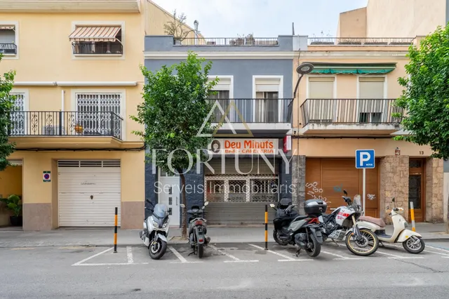 Piso y Bar en Venta en Zona Centro de Reus