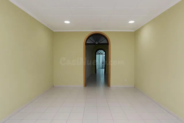 Casa supergrande para invertir en proyecto de alojamiento