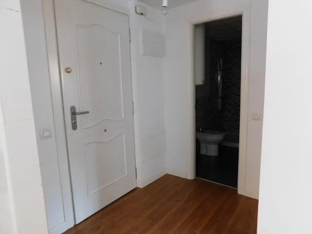 Piso en planta baja de 1 Dormitorio con Garaje y Trastero — 17