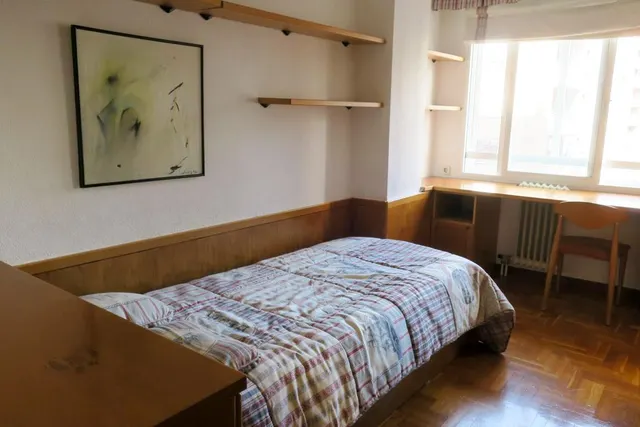 Piso en venta en Mendebaldea — 17