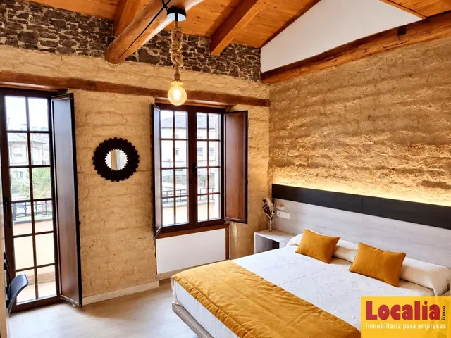 Restaurante con hostal de 5 habitaciones, Ponferrada