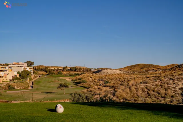 OPORTUNIDAD DE LUJO, EN URB. GOLF VALLE DEL ESTE, VERA. — 8