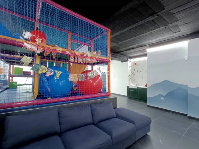 ¡El local de tus sueños te espera en Cappont! — 17