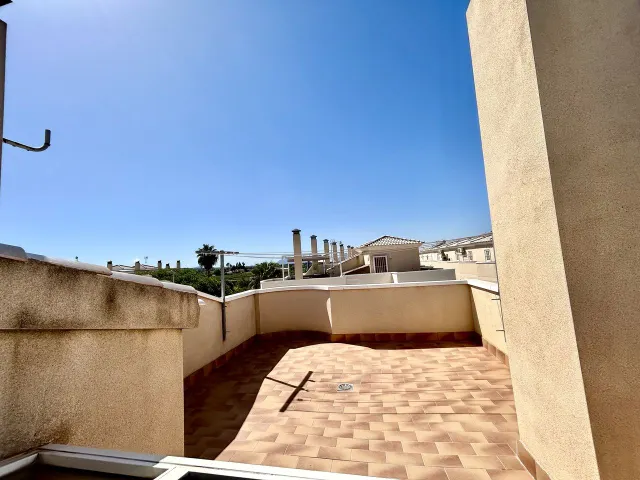 Casa 4 habitaciones 207m² en venta - Comunidad valenciana — 38
