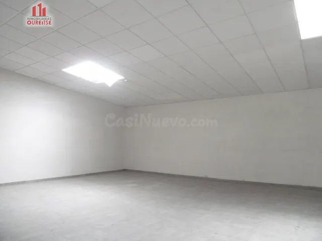 LOCAL COMERCIAL EN LA ZONA DE LAS LAGUNAS