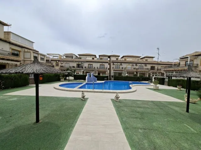 Villa 2 habitaciones 53m² en venta - Punta Prima — 24