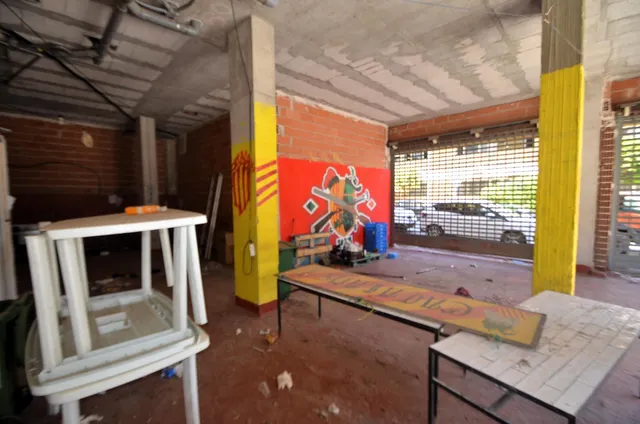 SE VENDE LOCAL COMERCIAL EN EL CENBTRO DE LA VILLA JOYOSA! SEVENDGROUP.COM! — 3