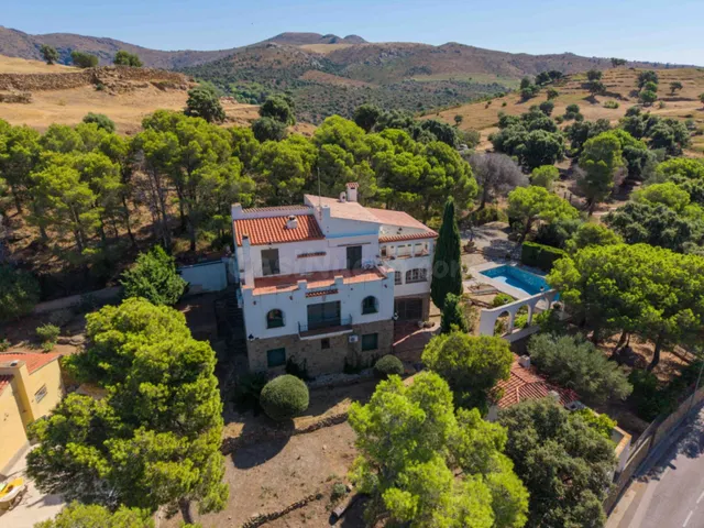 Chalet independiente en el Puigrom con vistas a la bahía - foto 2