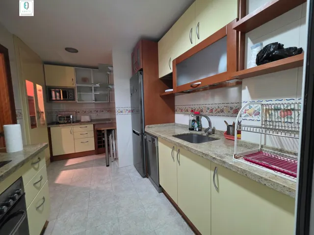 Gran piso de 3 dormitorios y 2 baños en la mejor ubicación — 23